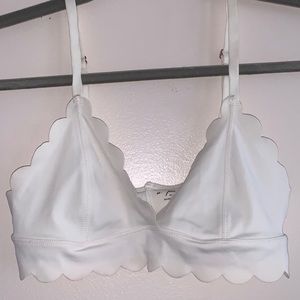 Gray pacsun scallop edge brallete